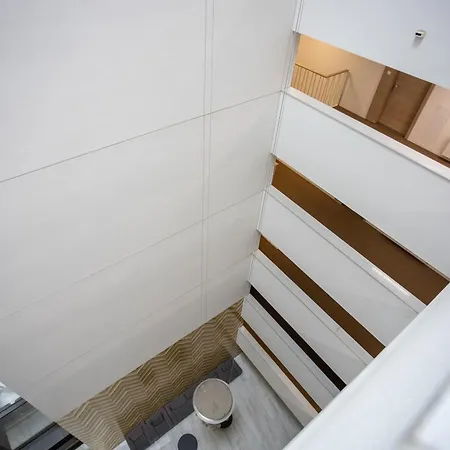 דירה Atrium With Free Parking And Ac